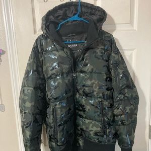 BEAUTIFUL THICK INSULATED GUESS WINTER JACKET.  WATER RESISTANT